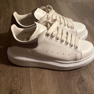 Alexander  McQueen sneakers good condition